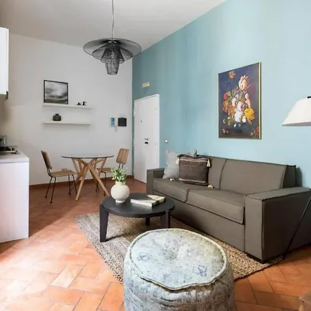 Charming 1br In Navona Square Rzym
